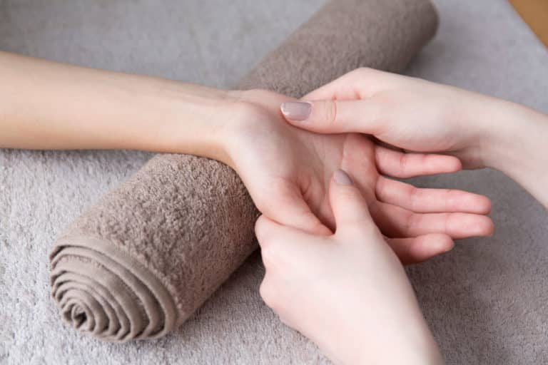 soins massage des mains - Quimper Brest
